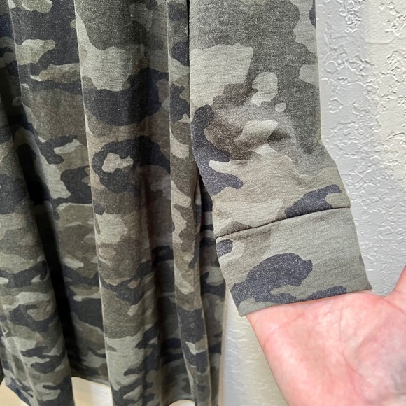Lularoe Camouflage Print Long Sleeve V Neck Tunic Dress‎ Women's Size 2X - Picture 5 of 5